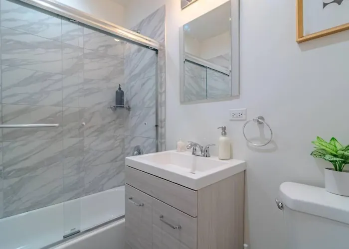 Spacious 3br 420-friendly | Mccormick & Uic Campus